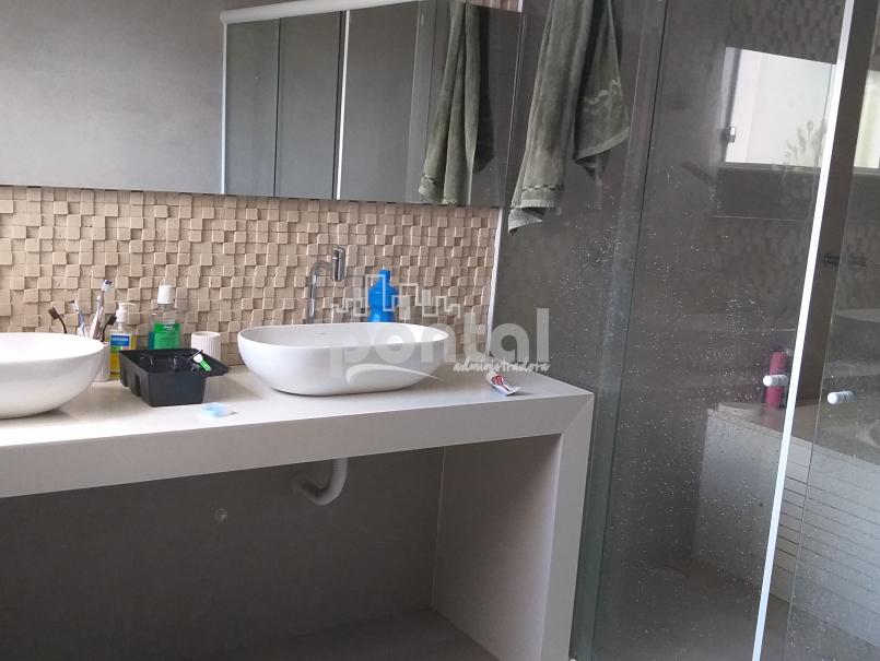 Casa com 3 suítes no Parque São Clemente