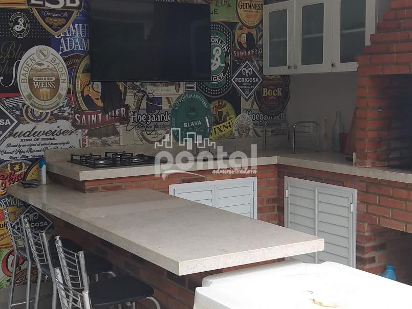 Casa com 3 suítes no Parque São Clemente