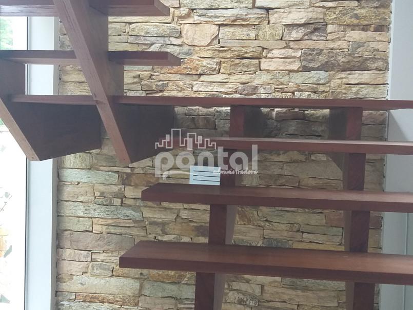 Casa com 3 suítes no Parque São Clemente