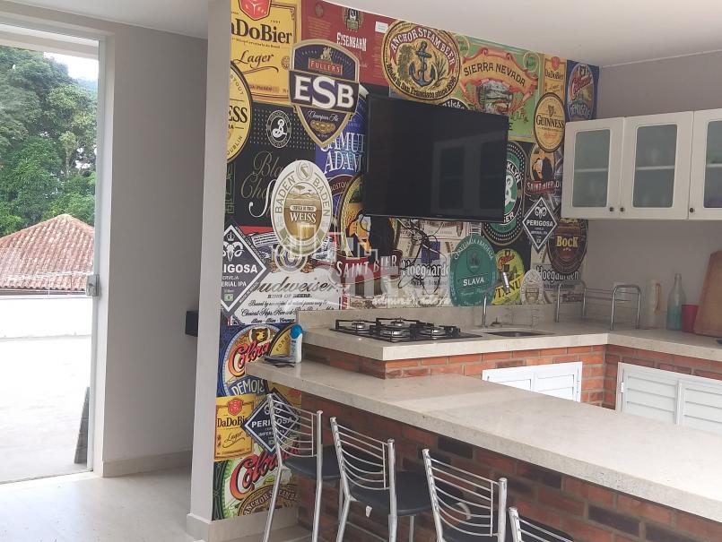 Casa com 3 suítes no Parque São Clemente