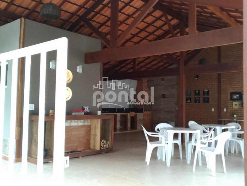 Apartamento com 03 quartos no Cônego