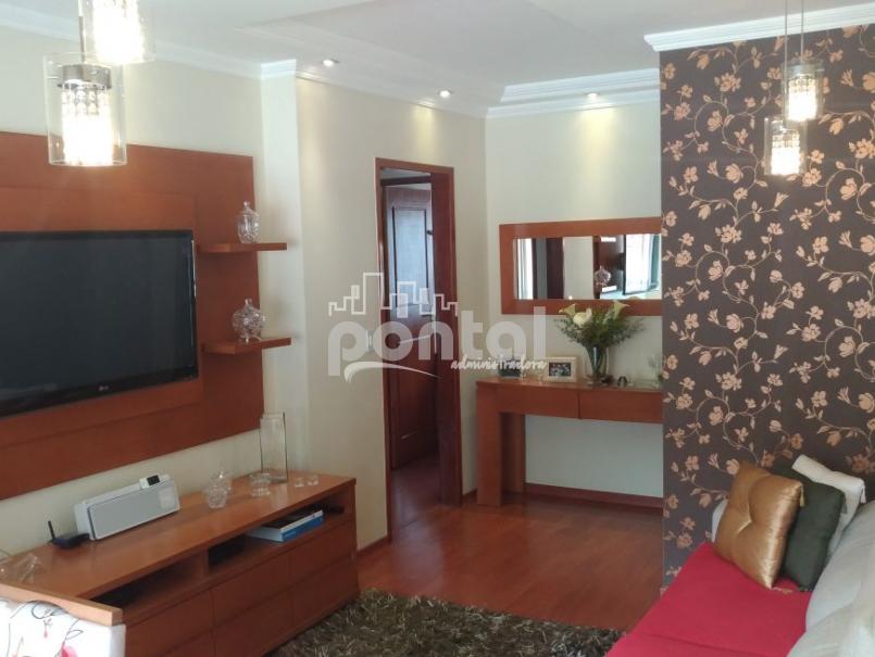 Apartamento com 03 quartos no Cônego
