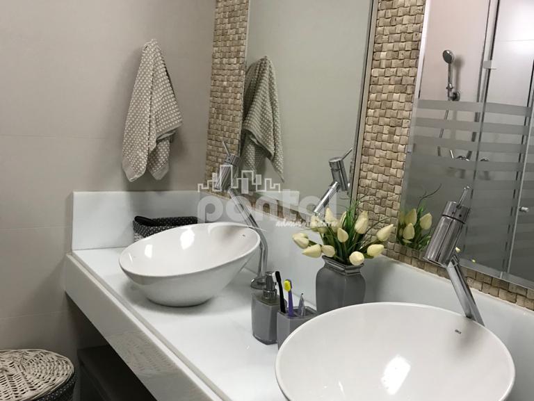 Apartamento centro com 02 suítes