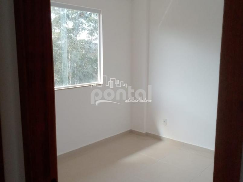 Apartamento com 02 quartos nas Braunes