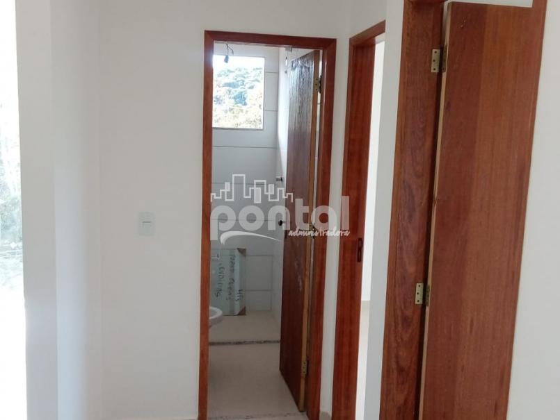 Apartamento com 02 quartos nas Braunes