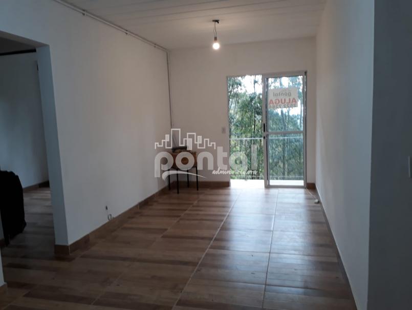 Apartamento com 02 quartos no Cascatinha