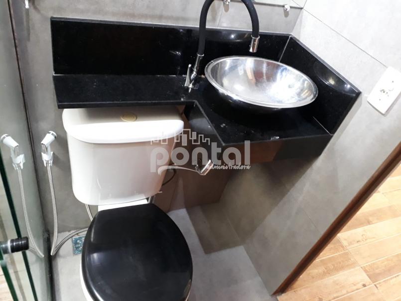 Apartamento com 02 quartos no Cascatinha