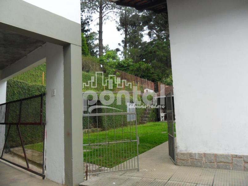 Casa com 04 quartos no Parque São Clemente