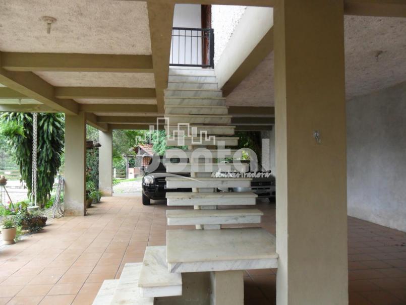 Casa com 04 quartos no Parque São Clemente