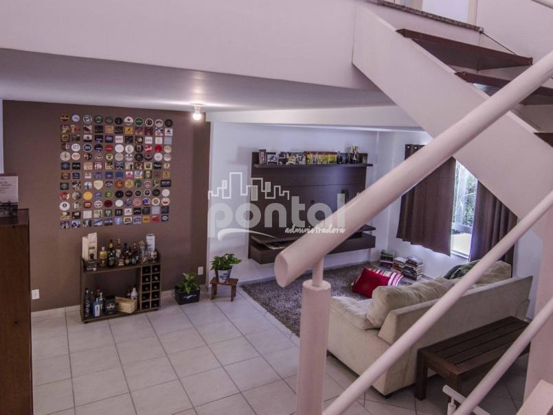 Casa com 04 quartos em Pendotiba - Niterói